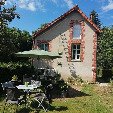 Maison " Bouton D'Or" Au Bord De L'Eau, A 10 Mn De Tours , Meuble Classe Une Etoile Сант-Авертан Екстериор снимка