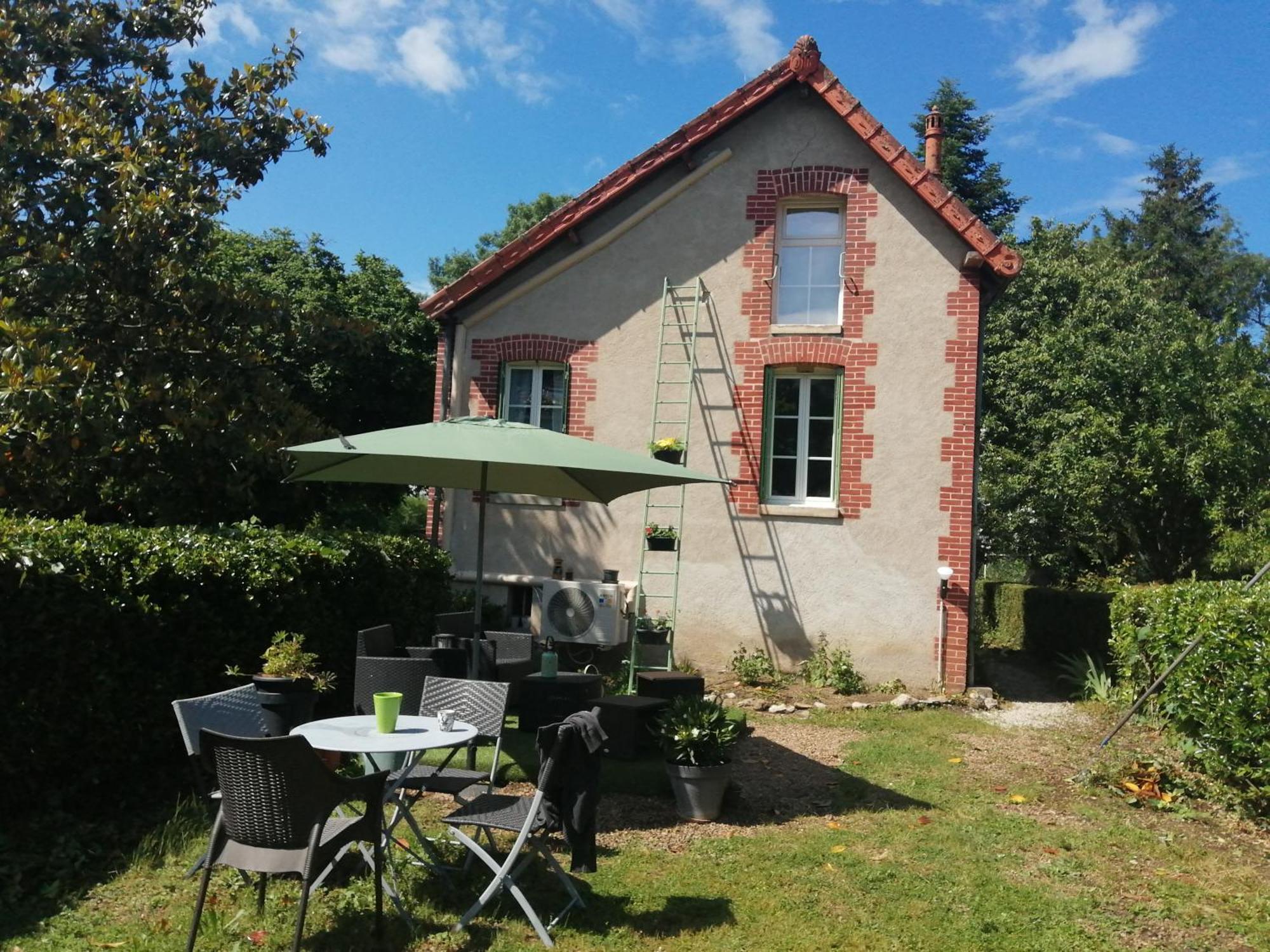 Maison " Bouton D'Or" Au Bord De L'Eau, A 10 Mn De Tours , Meuble Classe Une Etoile Сант-Авертан Екстериор снимка